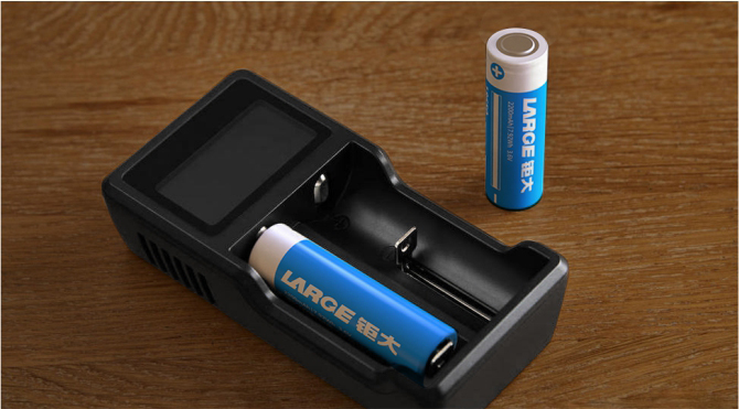 18650 3500mAh Battery Protected 10A Li-ion Rechargeable 3.7V Button Top  High Performance (Panasonic-Sanyo Japan inside) Free Battery case Included