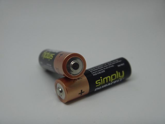 Battery test: lithium vs alkaline and rechargeable AA 