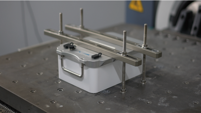 Shock & Drop Resistance Highlights Lithium Battery