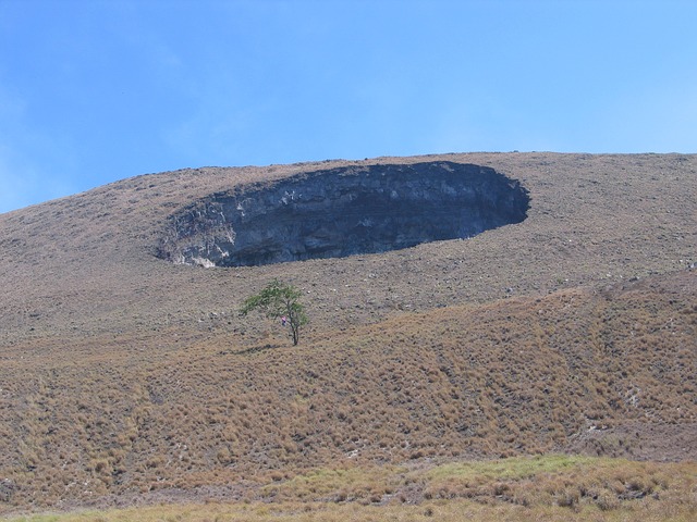 editor1566630018663955.jpg volcano-699915_640.jpg